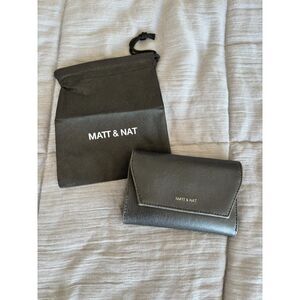Matt & Nat Vegan Wallet Verasm Black